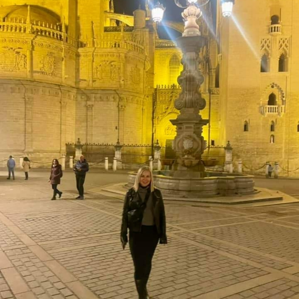 Meet your Posher, Lisa